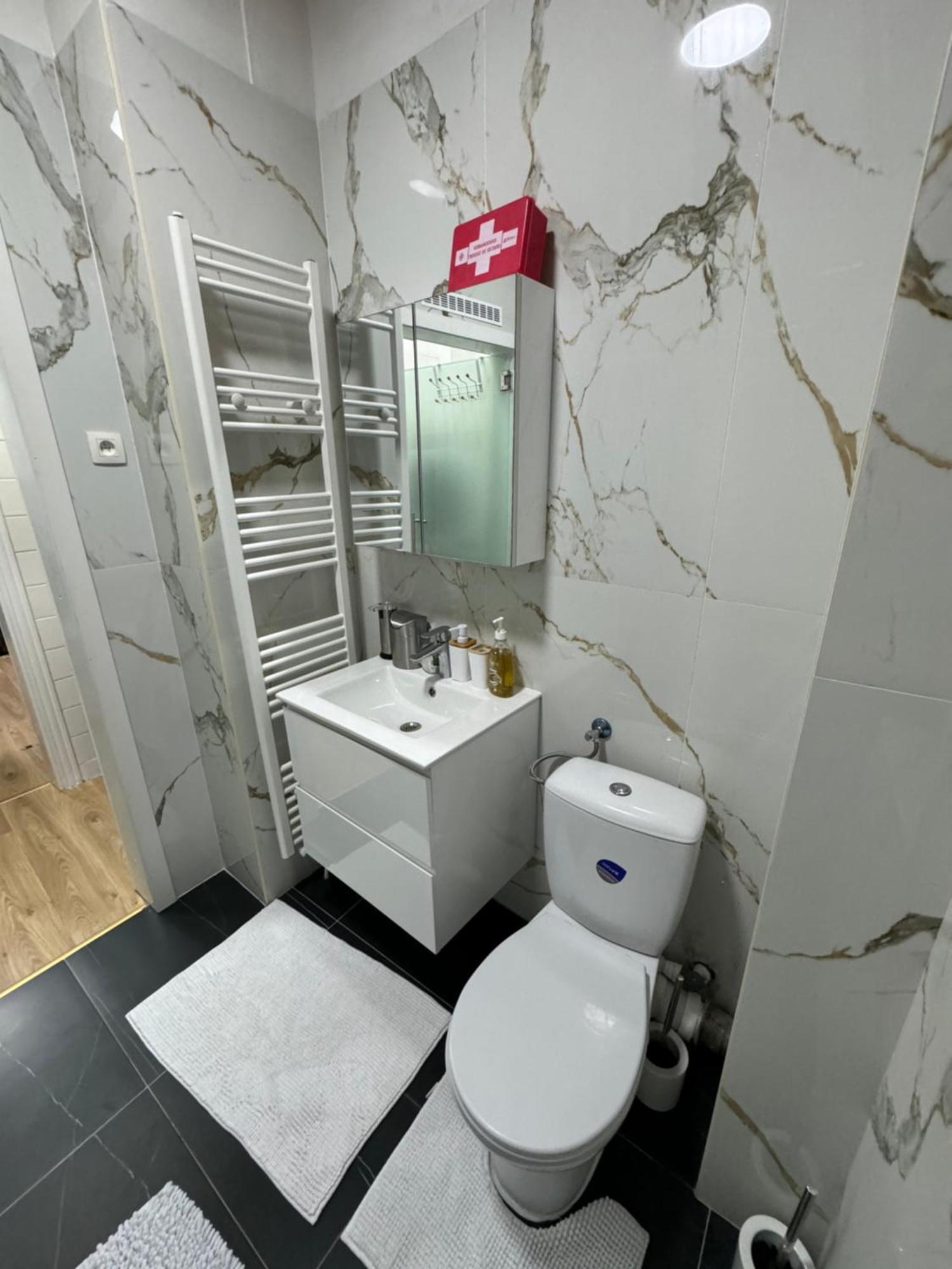 Appartement 2 Chambre Luxueuse A Jette Bruxelles Extérieur photo